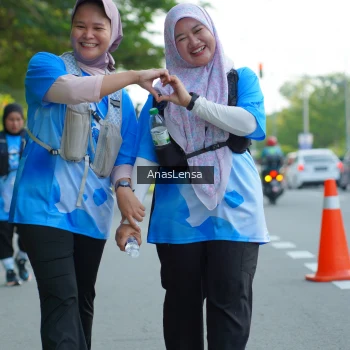 Runner Photo 3235593