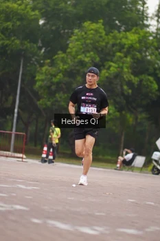 Runner Photo 3235594