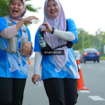 Runner Photo 3235605