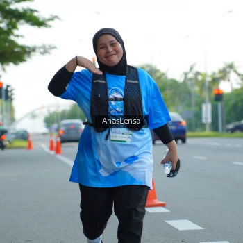 Runner Photo 3235713