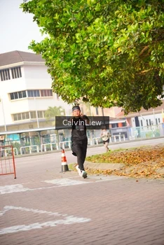 Runner Photo 3235715