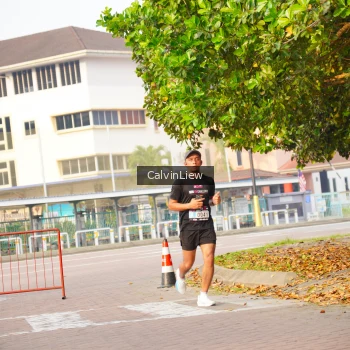 Runner Photo 3235795