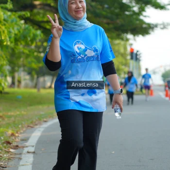 Runner Photo 3235872