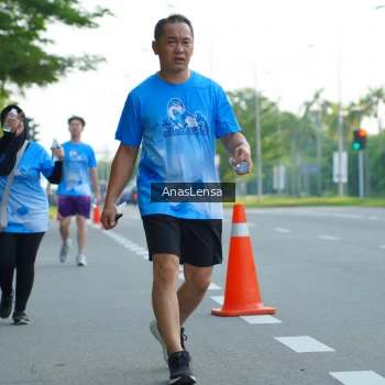 Runner Photo 3236114