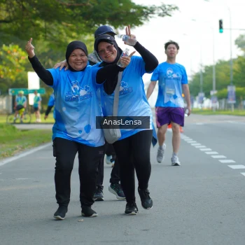 Runner Photo 3236145
