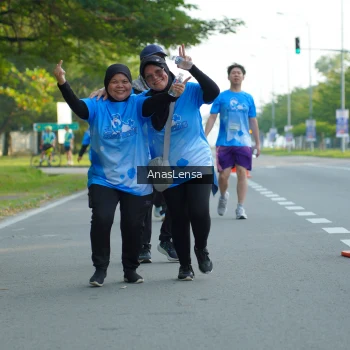 Runner Photo 3236149