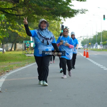 Runner Photo 3236462
