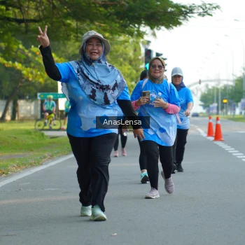 Runner Photo 3236466
