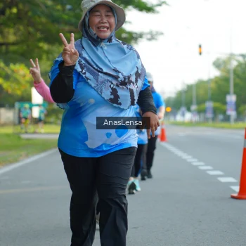 Runner Photo 3236542