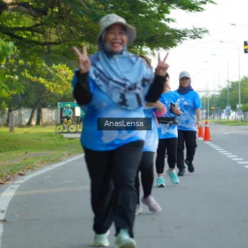 Runner Photo 3236547