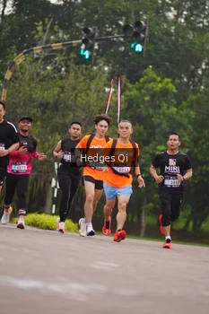 Runner Photo 3236740