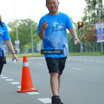 Runner Photo 3236796