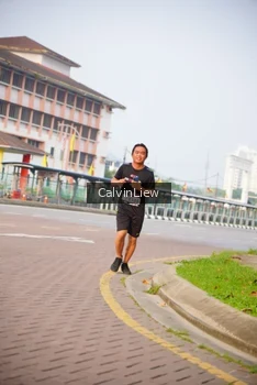 Runner Photo 3236869