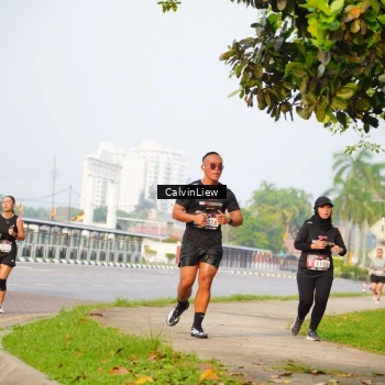 Runner Photo 3237015
