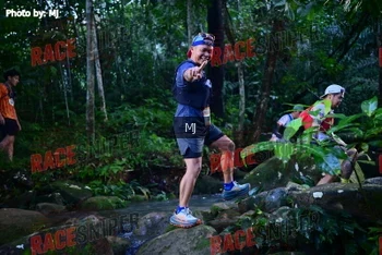 Runner Photo 323704