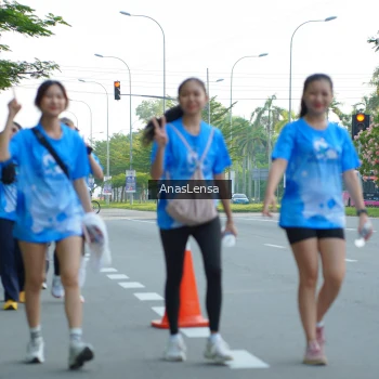 Runner Photo 3237376