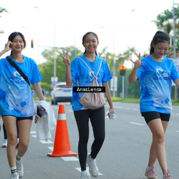 Runner Photo 3237400