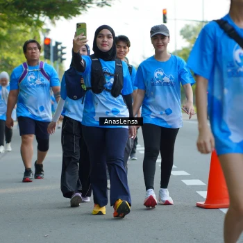 Runner Photo 3237452