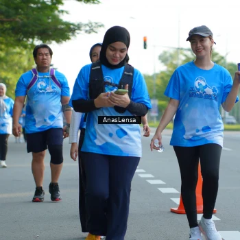 Runner Photo 3237492