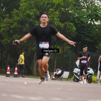 Runner Photo 3237634