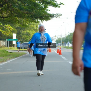 Runner Photo 3237672