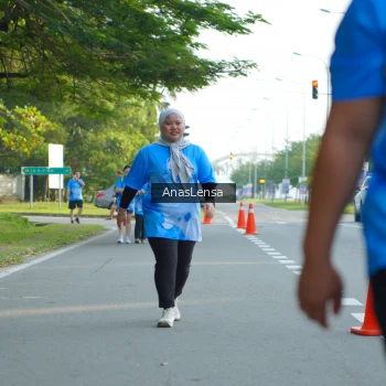 Runner Photo 3237694