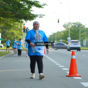 Runner Photo 3237698