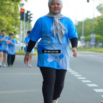 Runner Photo 3237710
