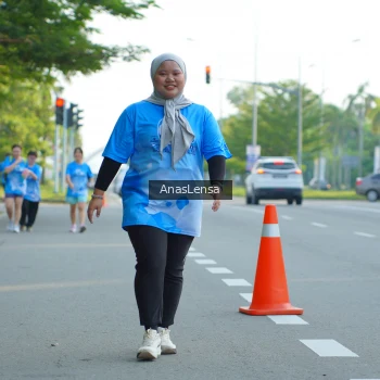 Runner Photo 3237720