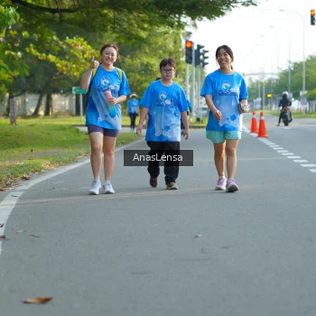 Runner Photo 3237858