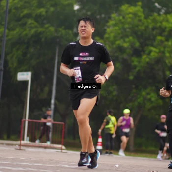 Runner Photo 3237916