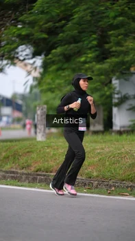 Runner Photo 3238022