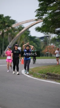 Runner Photo 3238119