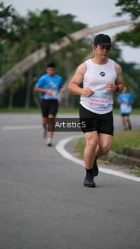 Runner Photo 3238212