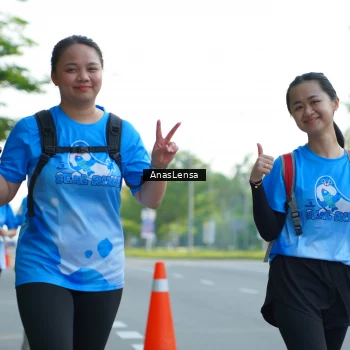 Runner Photo 3238400