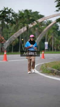 Runner Photo 3238671
