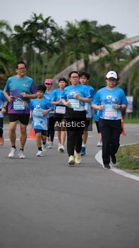 Runner Photo 3238811