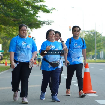 Runner Photo 3238864