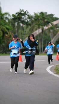 Runner Photo 3239079