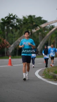 Runner Photo 3239172