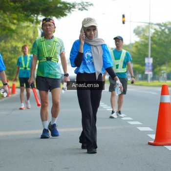 Runner Photo 3239477