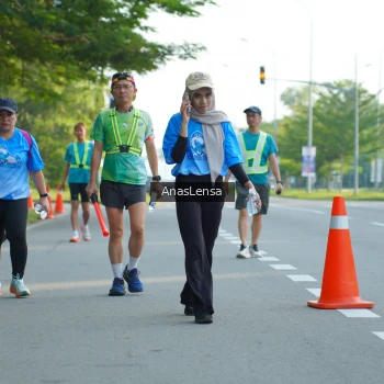 Runner Photo 3239480