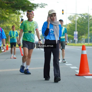 Runner Photo 3239500