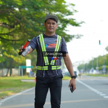 Runner Photo 3240034