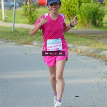Runner Photo 3240104
