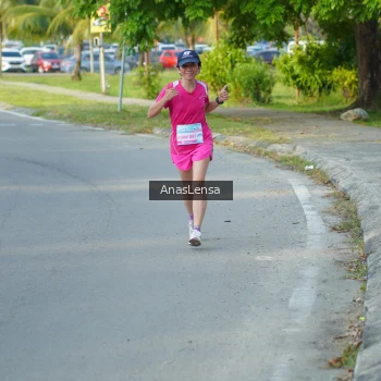 Runner Photo 3240114