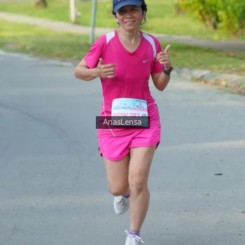 Runner Photo 3240136