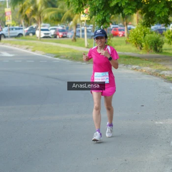 Runner Photo 3240141