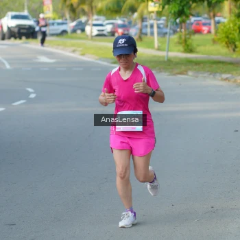 Runner Photo 3240202