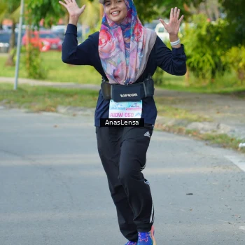 Runner Photo 3240345